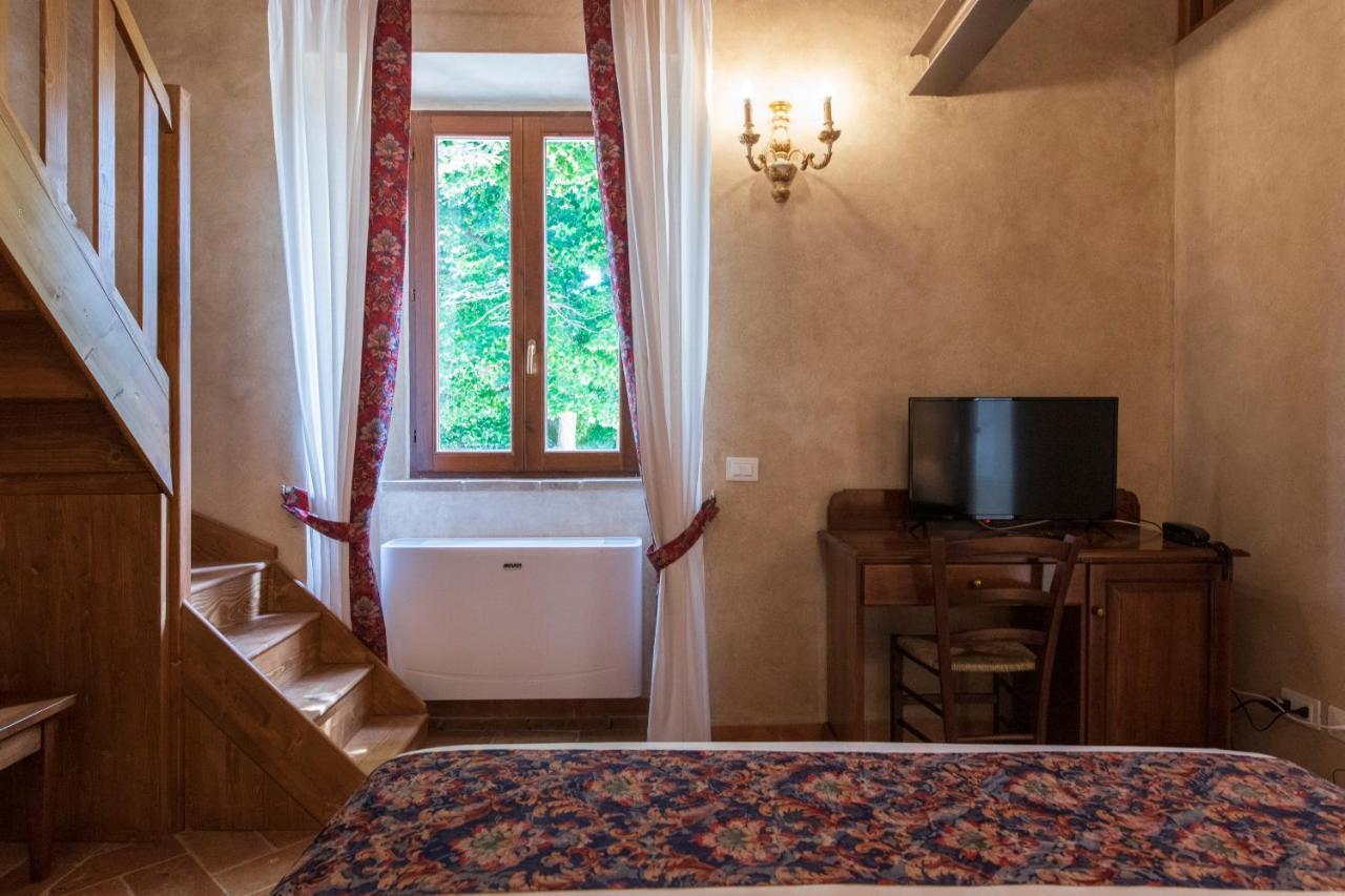Locanda Di Montegiove ฟาโน ภายนอก รูปภาพ