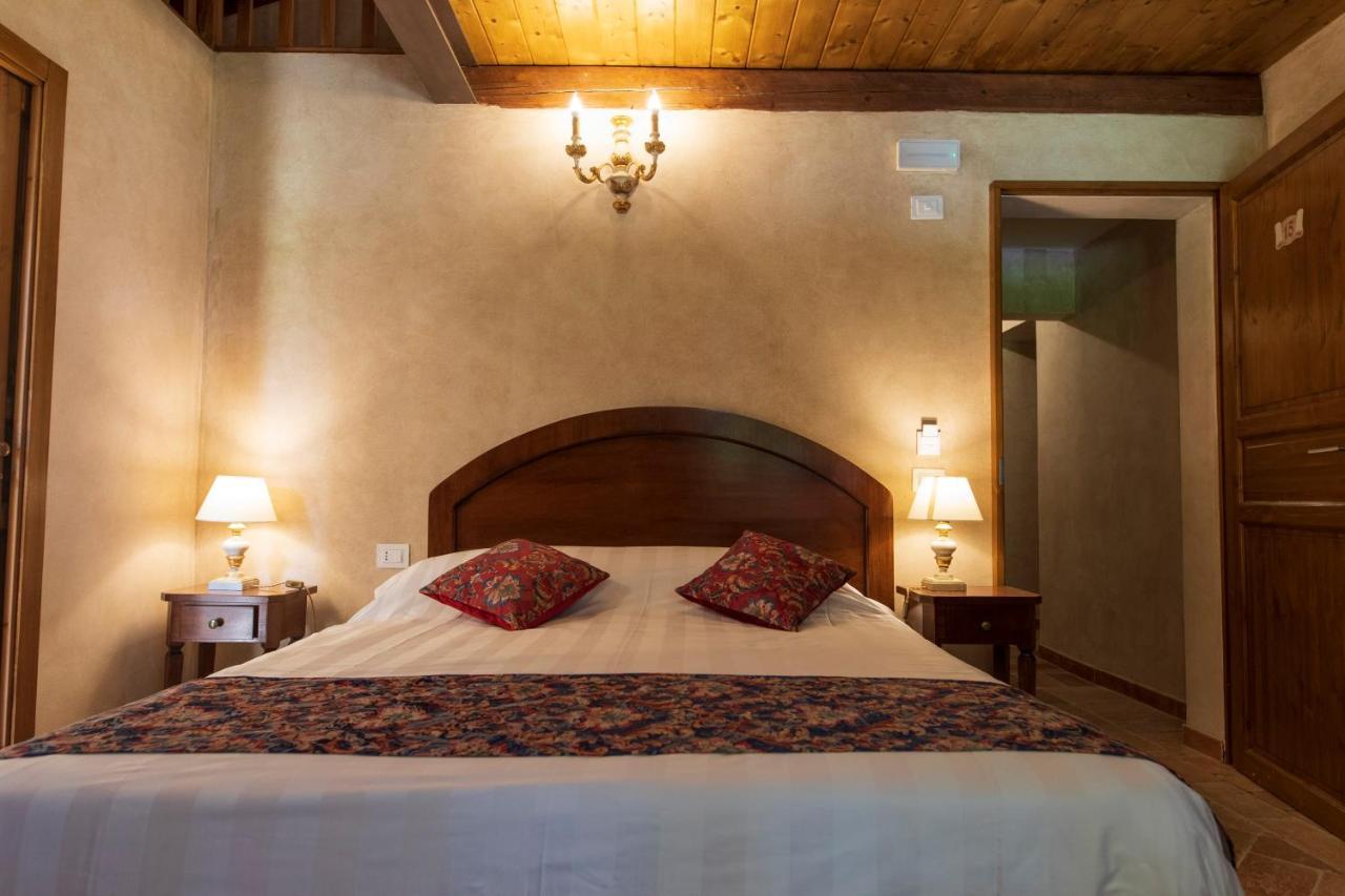 Locanda Di Montegiove ฟาโน ภายนอก รูปภาพ